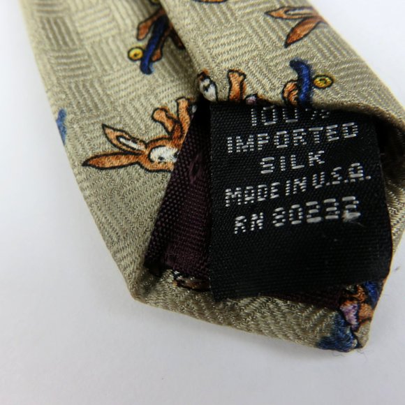 Class Club Tan Silk Necktie Rabbits on Skateboards - Picture 4 of 4
